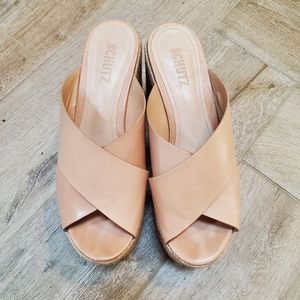 SCHUTZ platform sandal